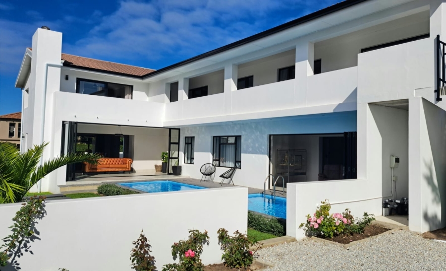 9 Bedroom Property for Sale in Westcliff Western Cape